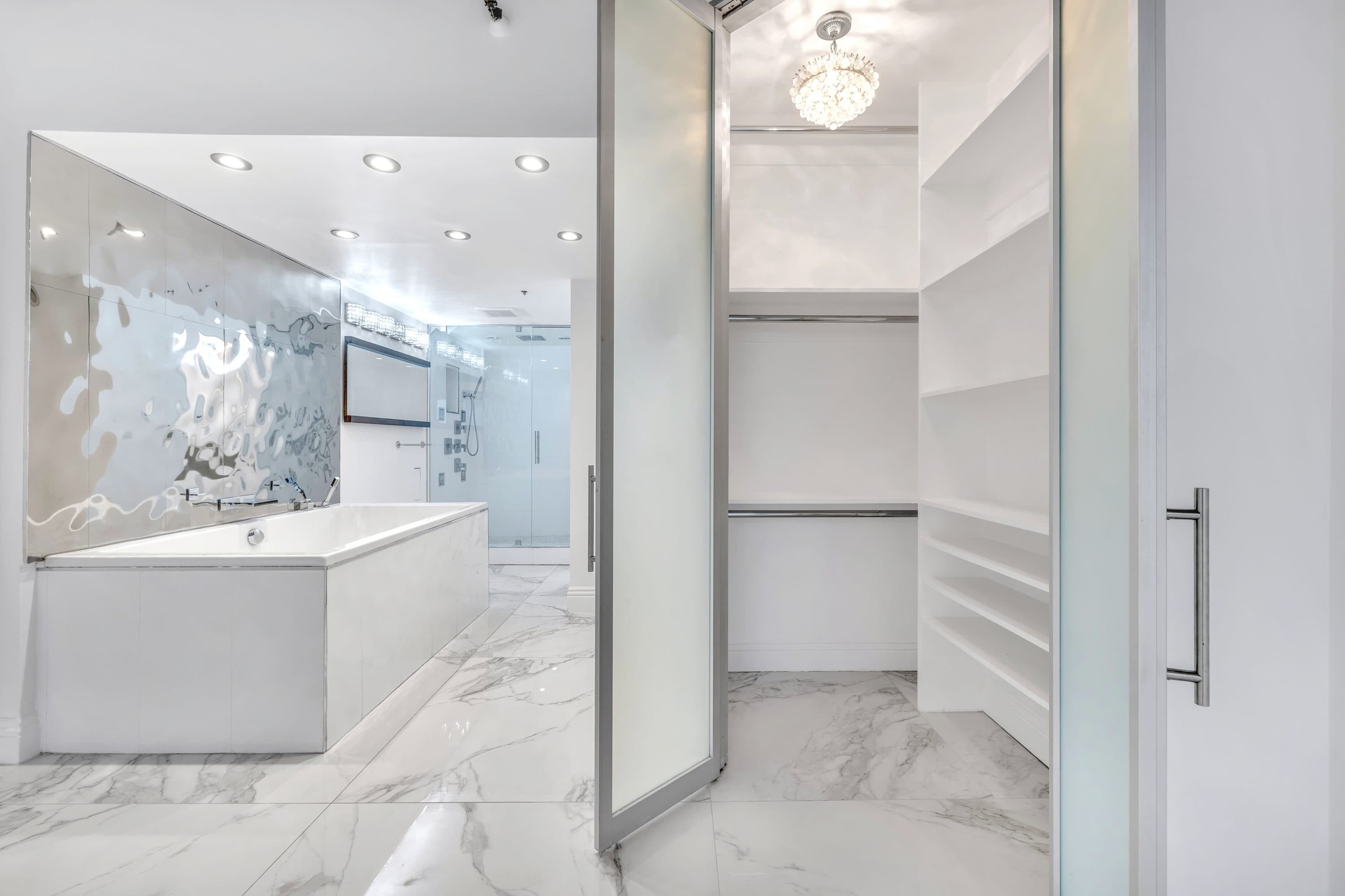 6363 Christie Ave 43