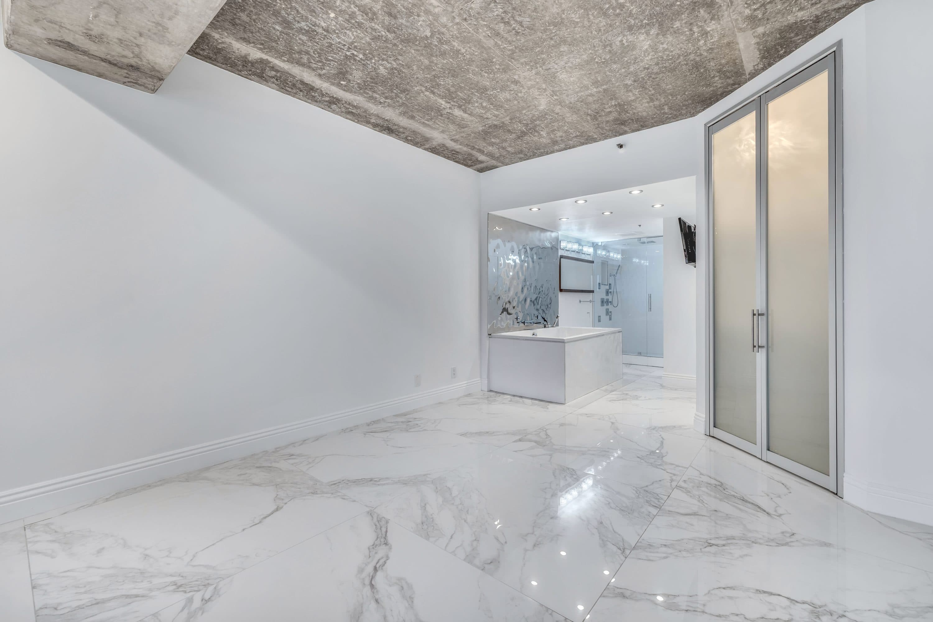 6363 Christie Ave 45